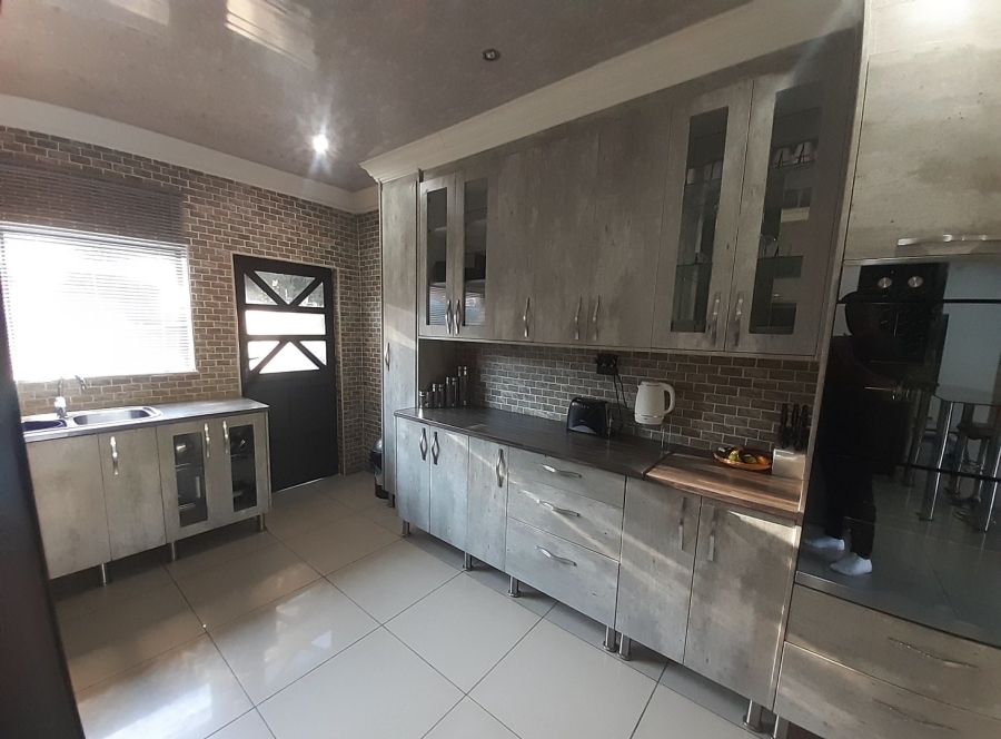 6 Bedroom Property for Sale in Hilton Free State